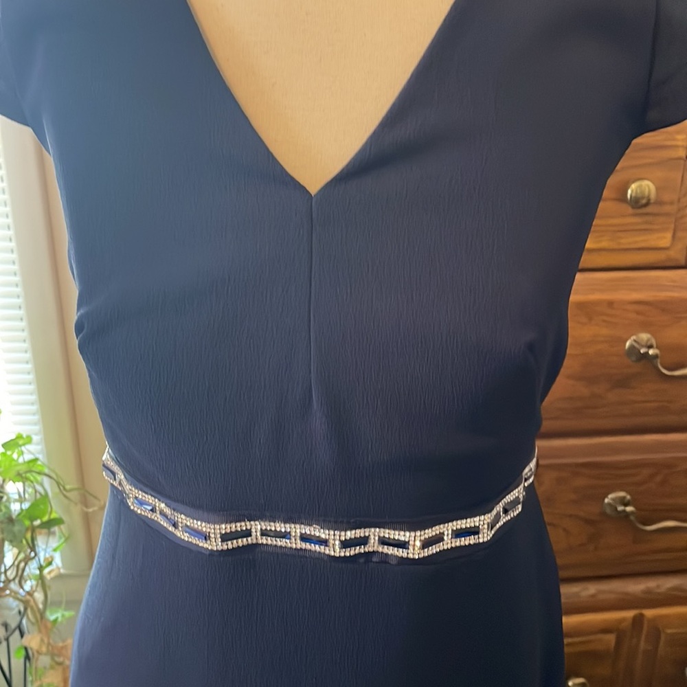 Navy blue formal/ bridesmaid dress in size large - Picture 2 of 6